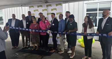 Shearers Ribbon Cut